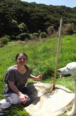 copy-of-lara-and-onlooker-zak